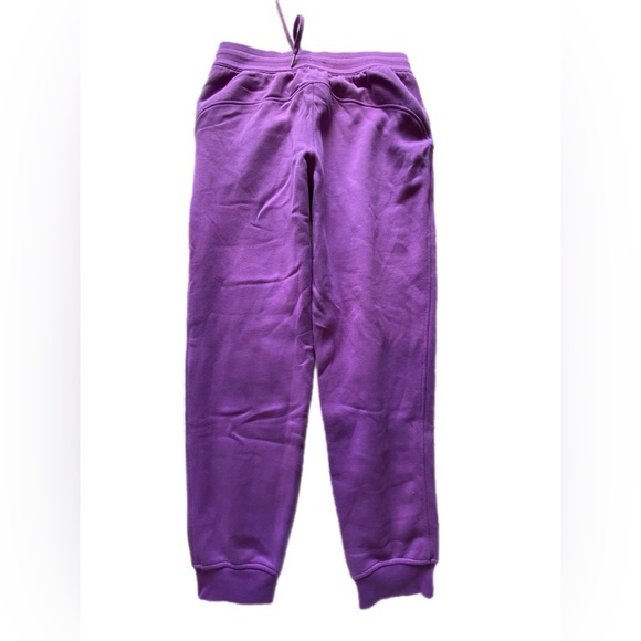 Lululemon Scuba High-Rise Jogger
Moonlit Magenta 8 - Picture 13 of 14